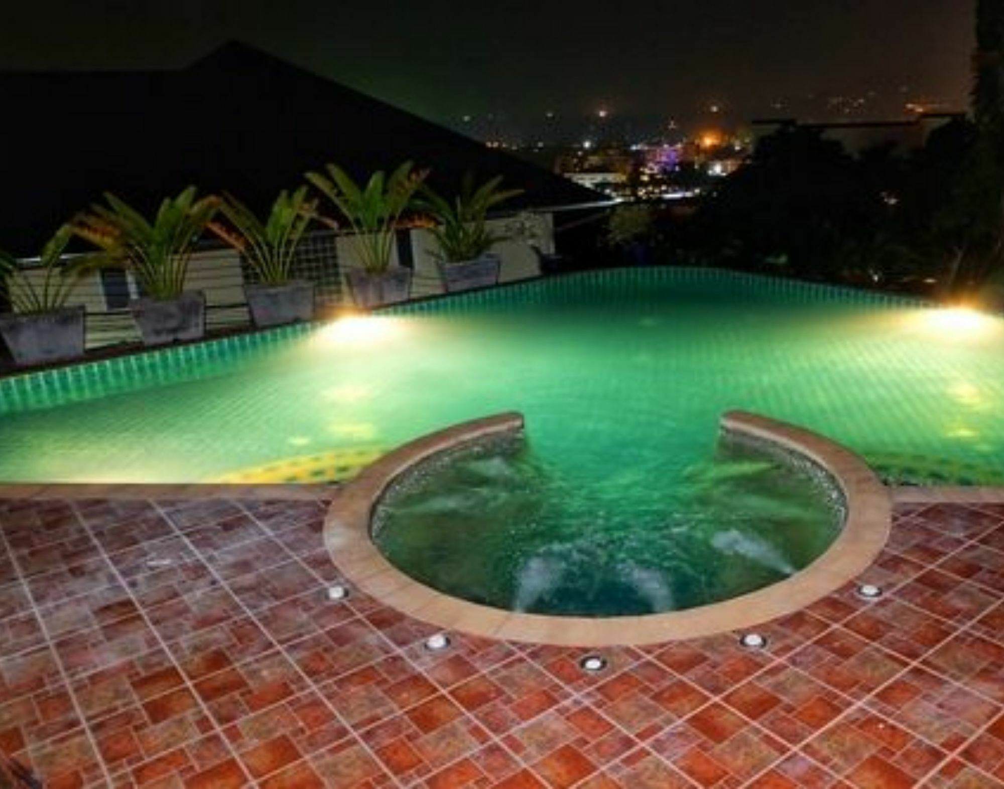 Happy Holidays Luxury Pool Villa Patong Exterior foto